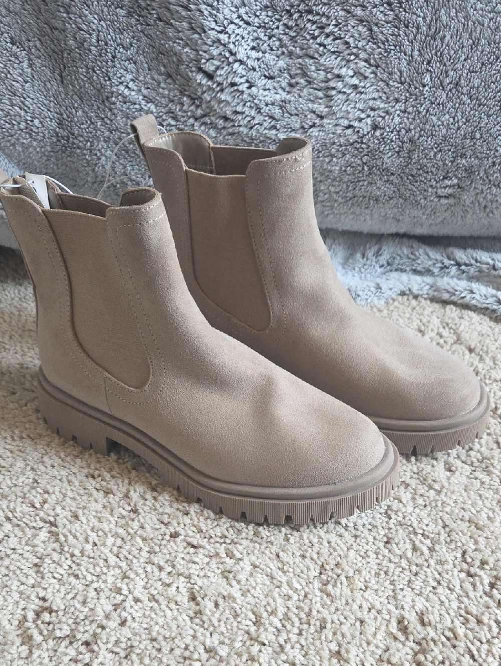 NWT Old Navy Boots